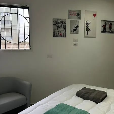 Shanti Apartment *